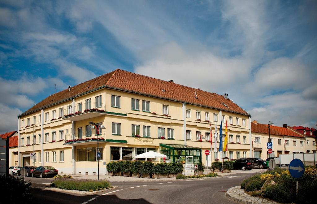 Hotel Restaurant Florianihof Mattersburg Eksteriør billede