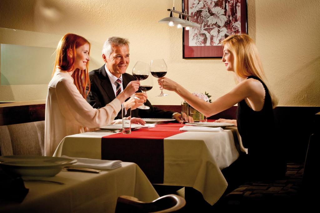 Hotel Restaurant Florianihof Mattersburg Eksteriør billede